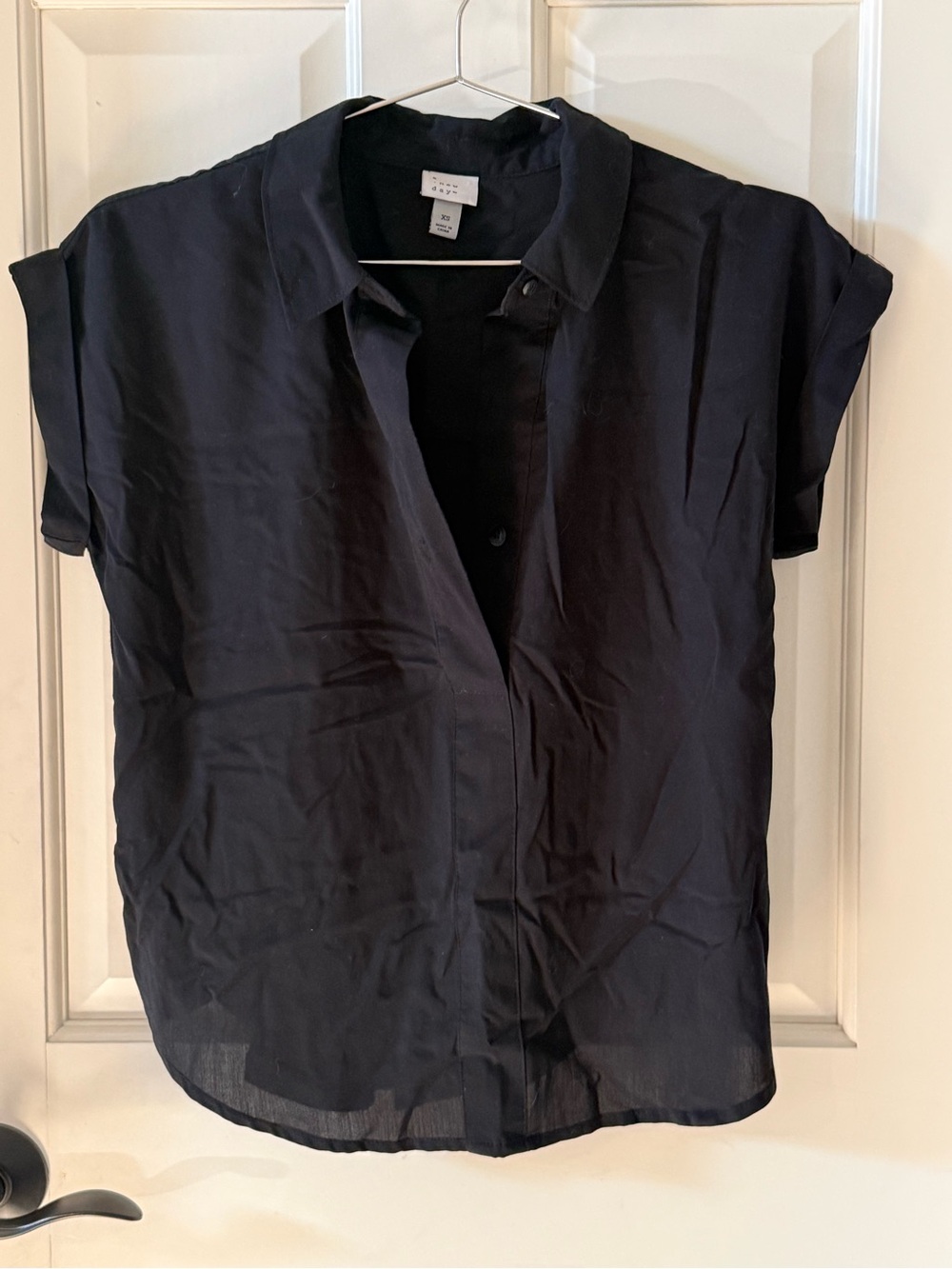 A New Day Black Button Front Short Sleeve Blouse XS